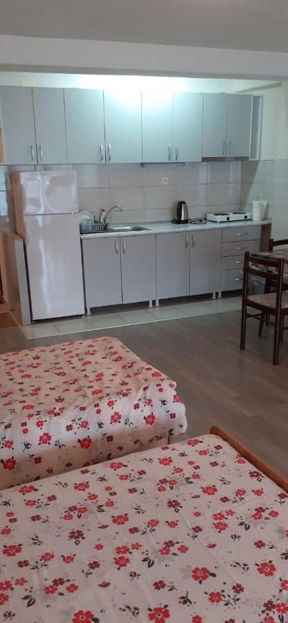 Beachfront Apartments Grunche Охрид Екстериор снимка