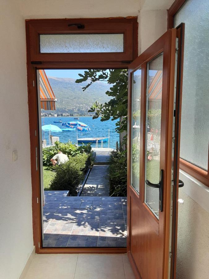Beachfront Apartments Grunche Охрид Екстериор снимка